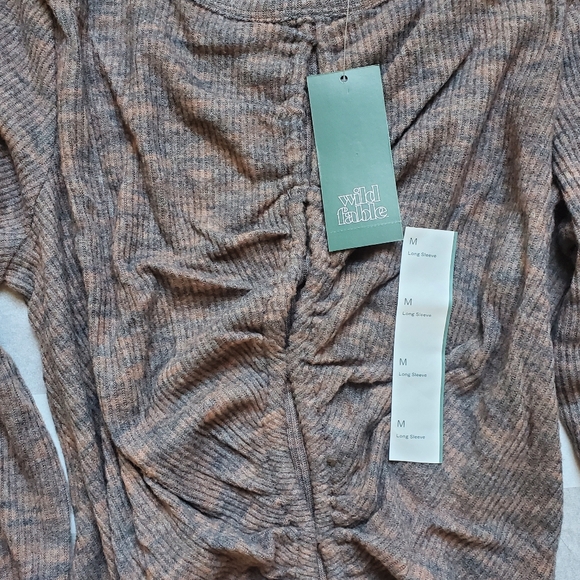 Adorable Wild Fable Long Sleeve crop Top Size M NWT! - Picture 3 of 5